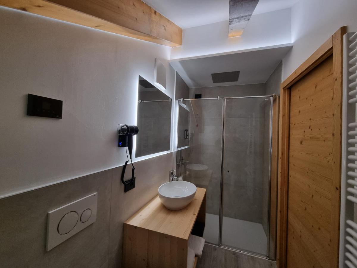 Hotel Canada 안달로 외부 사진